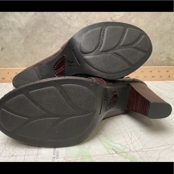 Born Leather Ankle Booties - Picture 6 of 11